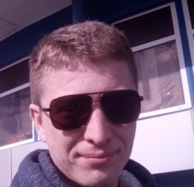 Женя Михайлов